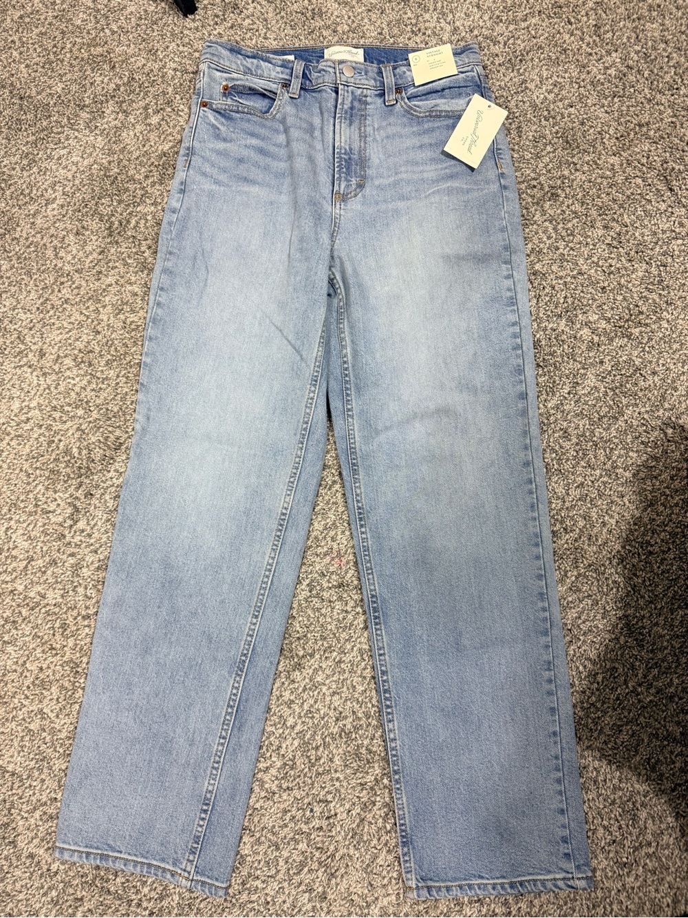 Universal Thread Light Blue Vintage Straight Jeans